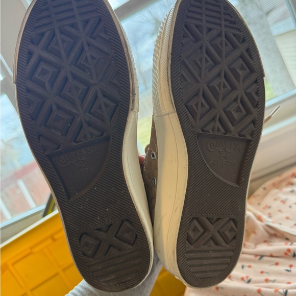 Converse Quilted Floral High Top Sneakers in Tan and Cream - Picture 4 of 5